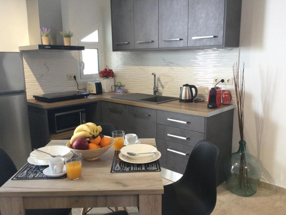 Vladimiros Apartment *