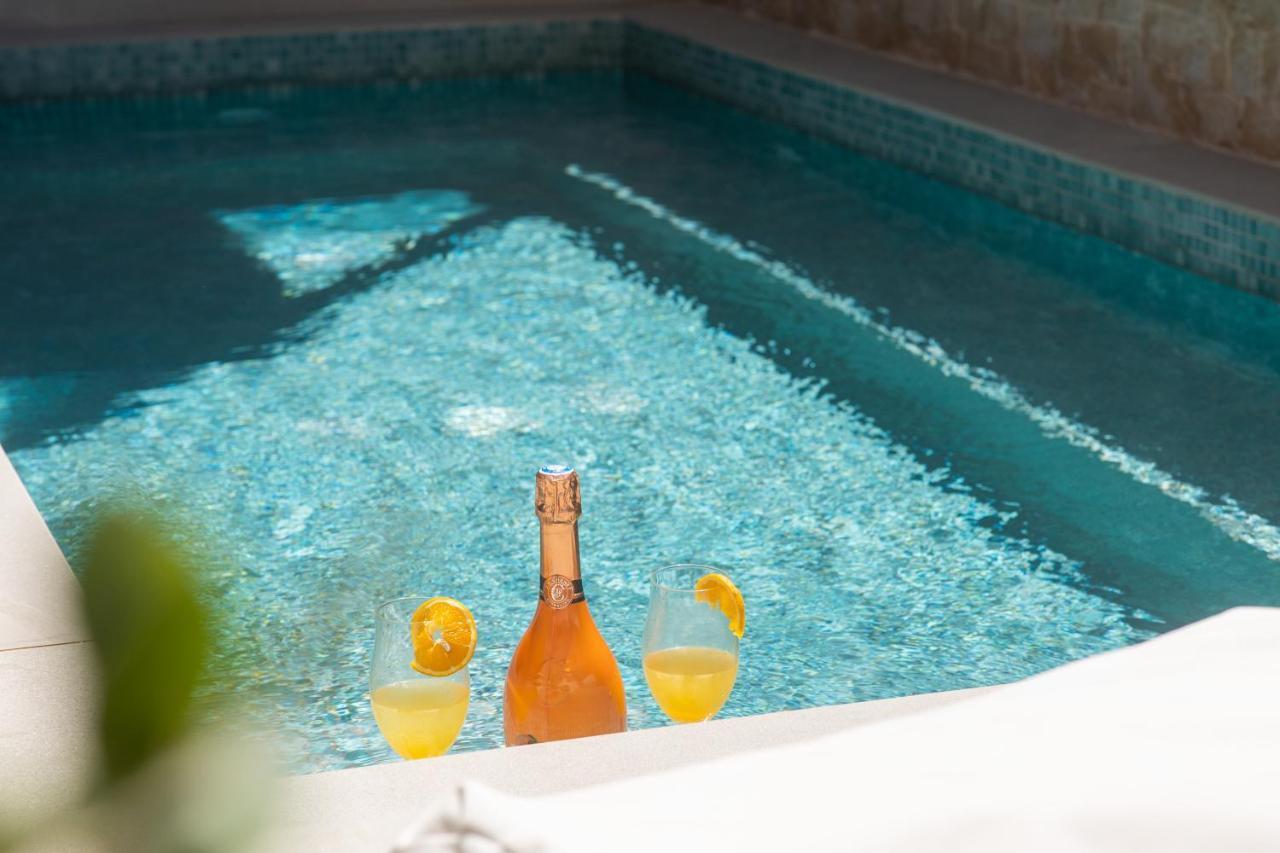 Aegean Breeze Luxury Next To The Sea * Maleme (Crete)