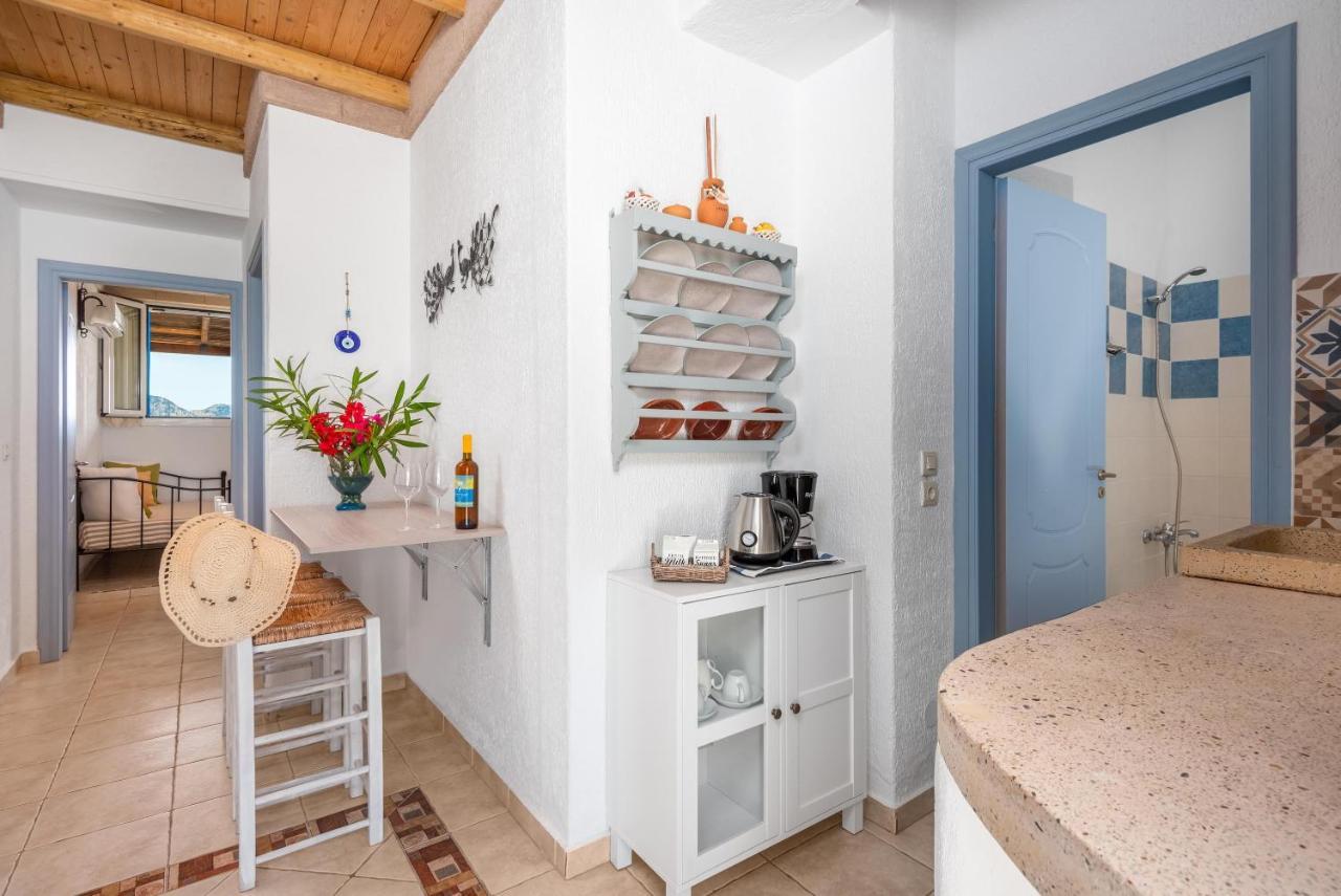 Agnanti Apartment *