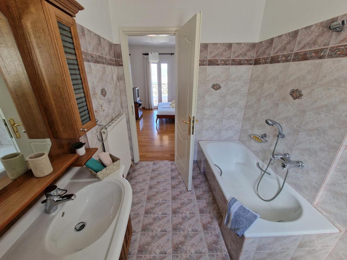 Liana : Luxury With Fantastic Sea View, Near Airport Villa *