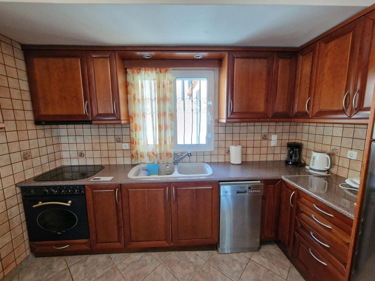 Liana : Luxury With Fantastic Sea View, Near Airport Villa *
