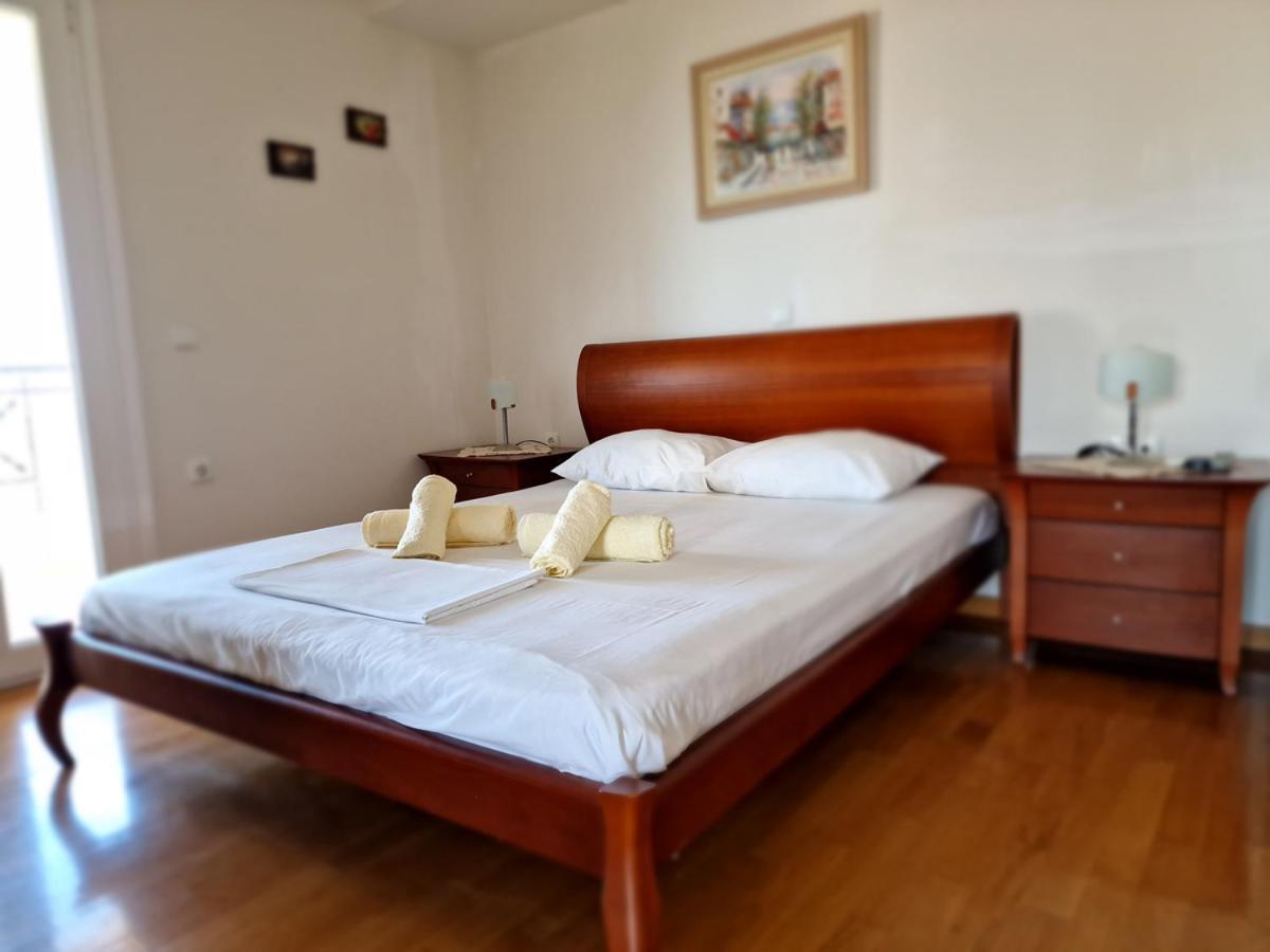 Villa Liana : Luxury With Fantastic Sea View, Near Airport