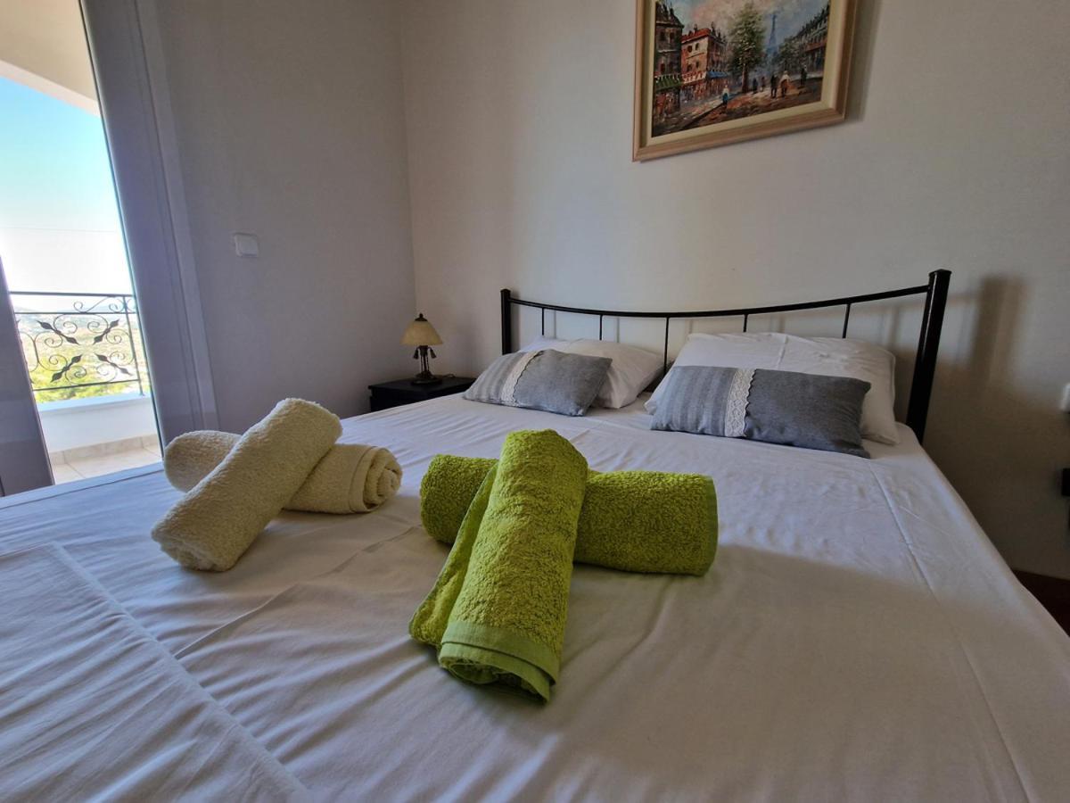 Liana : Luxury With Fantastic Sea View, Near Airport Villa