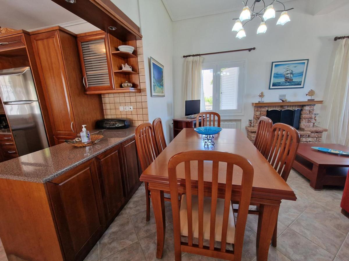 Liana : Luxury With Fantastic Sea View, Near Airport