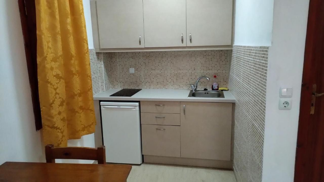 Koula Aparthotel