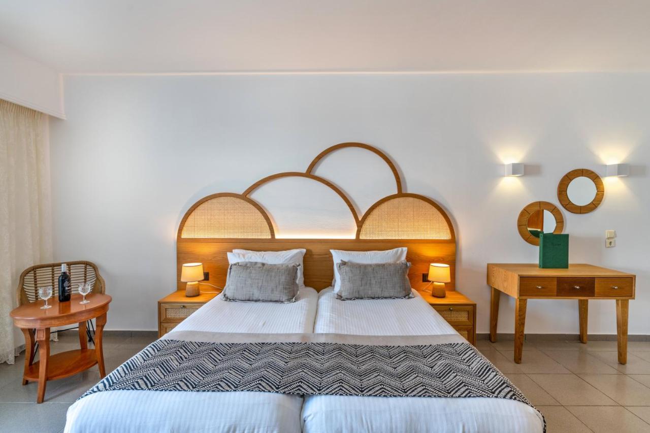 Delfina Boutique 4*