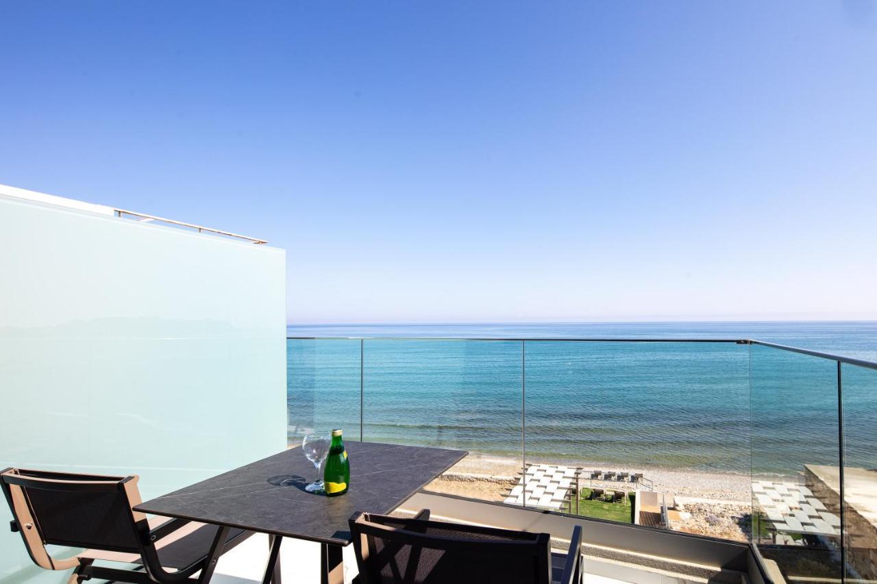 Deux Paradis, A Beachfront Retreat, By Thinkvilla Apartment *