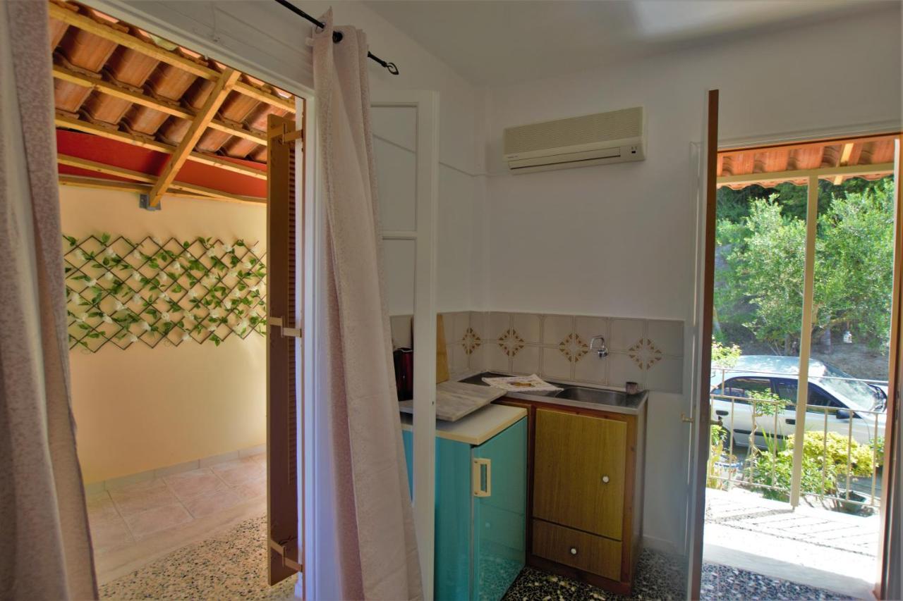 Petros Giatras - Apartment Zakynthos Town
