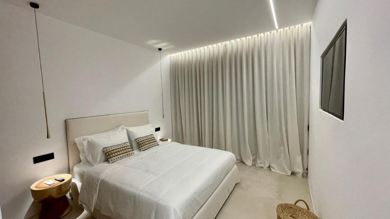 Mykonos Villa, Luxe Escape With Private Pool *