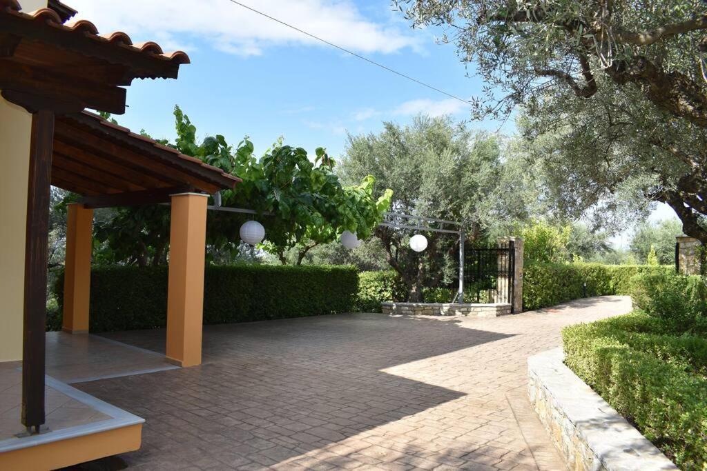 Ampelos Hillside Villa Akrata