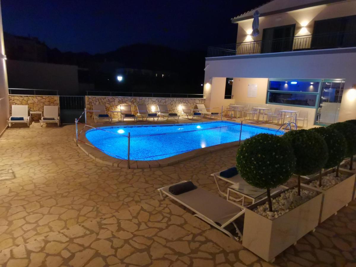 Aparthotel Anemos