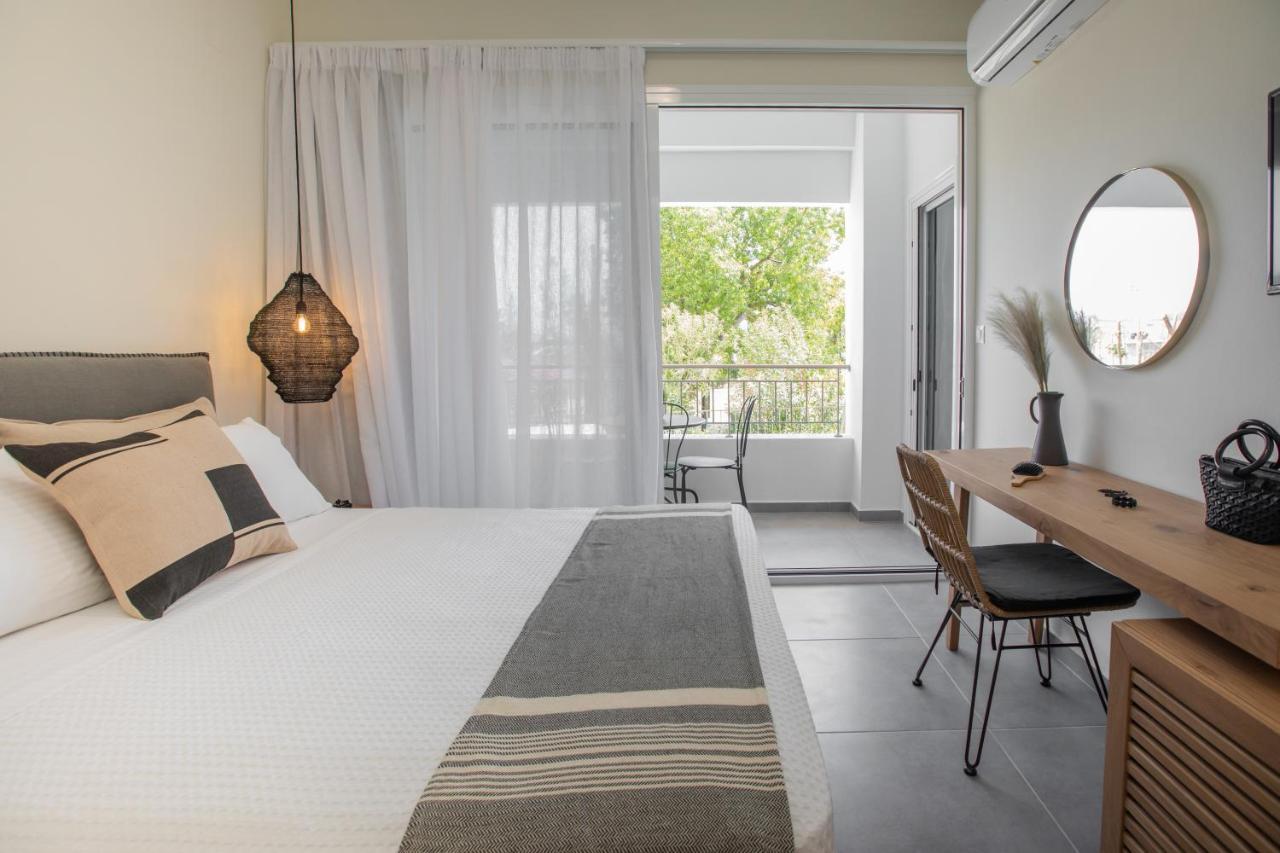 Anemelia Luxury *