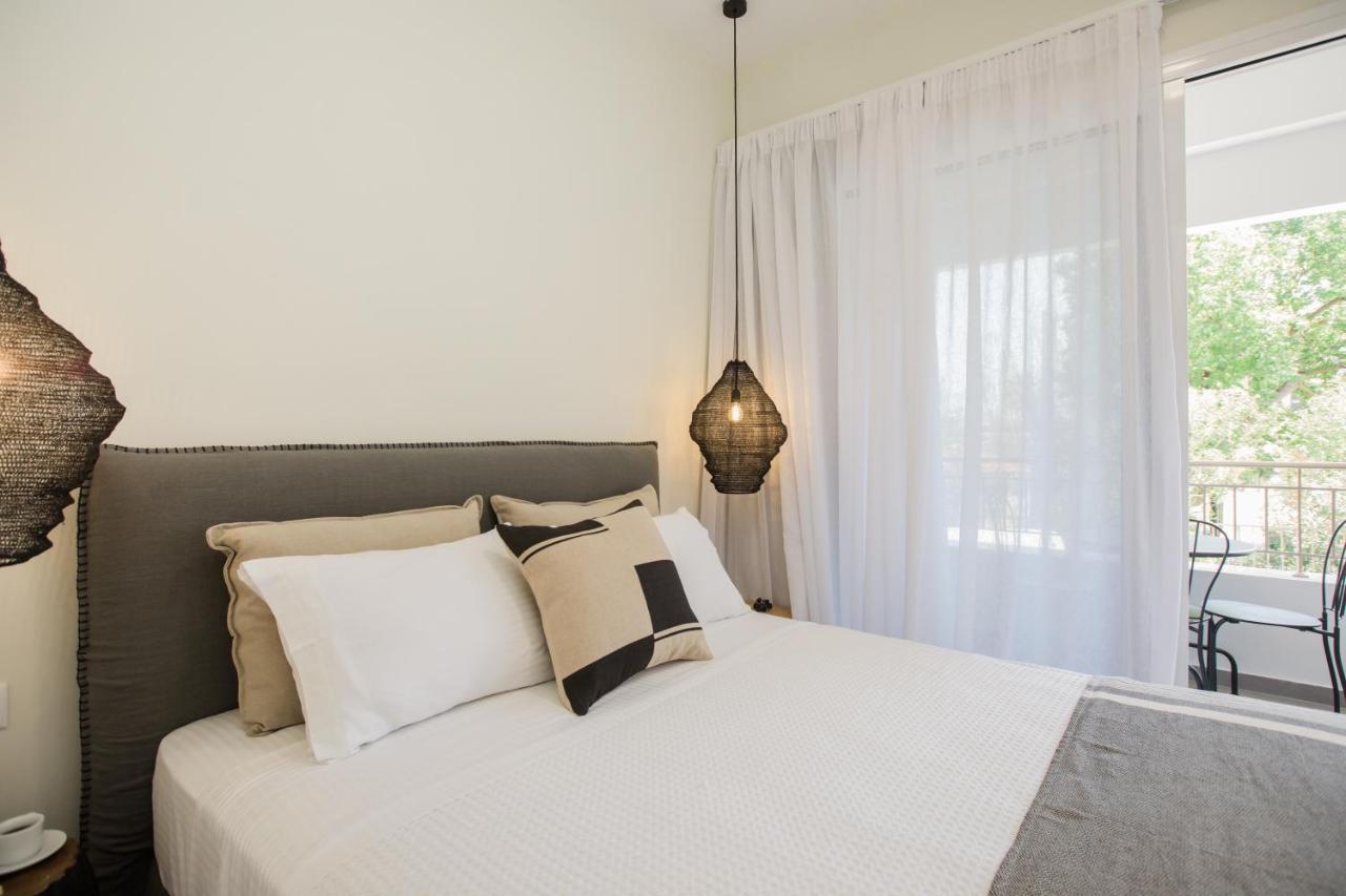 Anemelia Luxury
