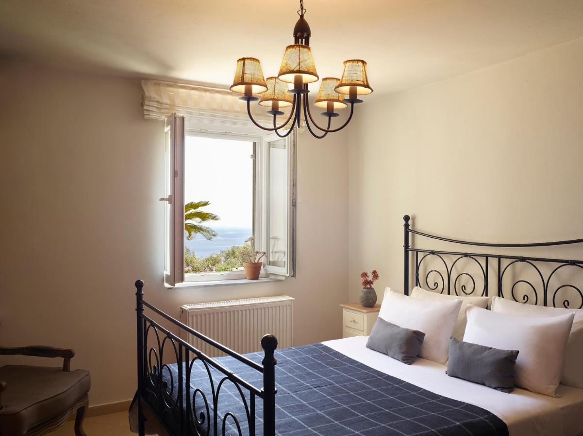 Hotel Aeolis 4*