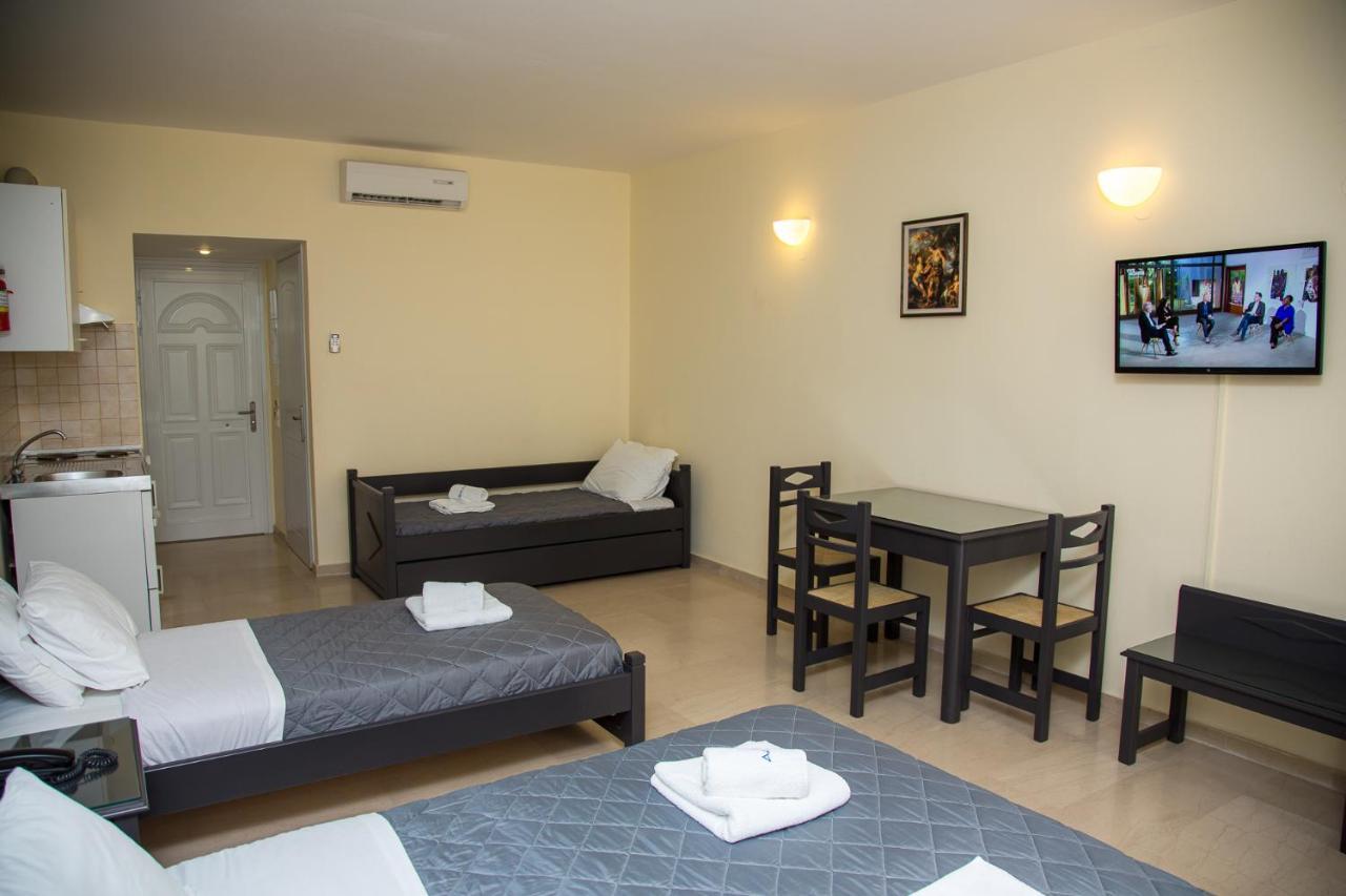 Aparthotel Adonis 3*