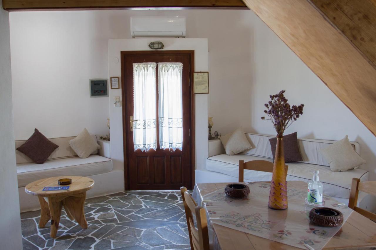 Holiday home Mantalena Skyros