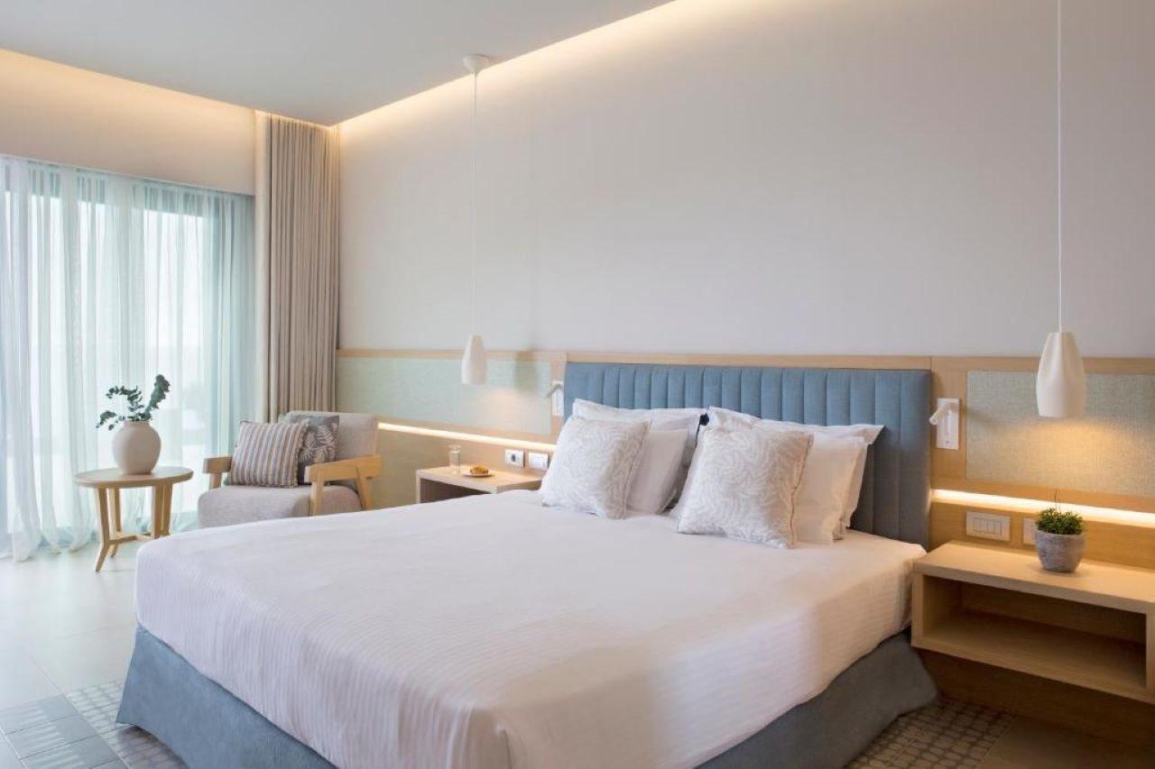 Ammoa Luxury & Hotel 5*