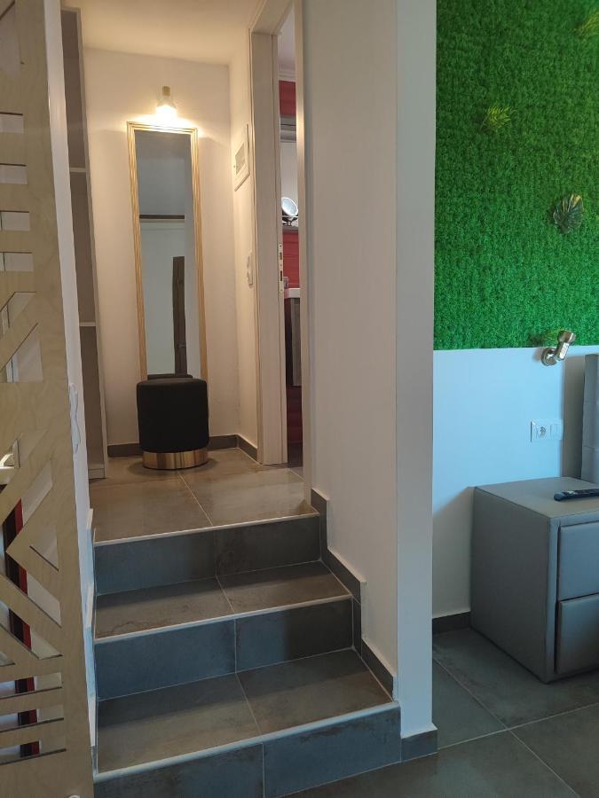 Theasis 5 Luxury With Sea View Neos Marmaras