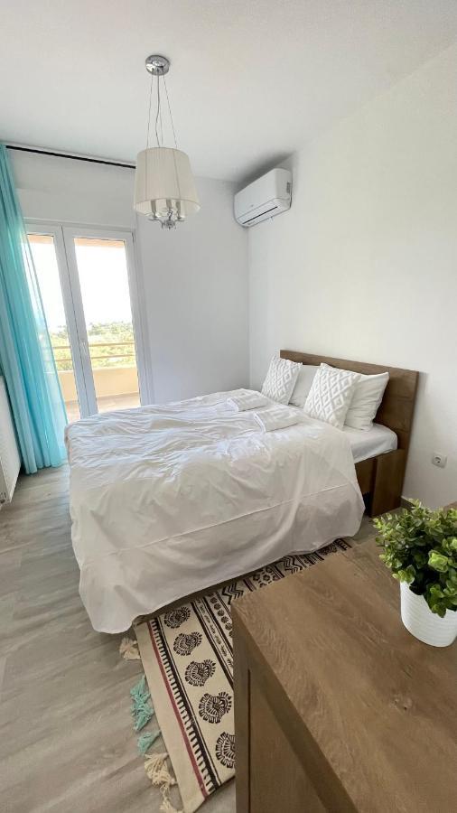 Albina's Luxury 3 Bedroom Holiday home Hanioti