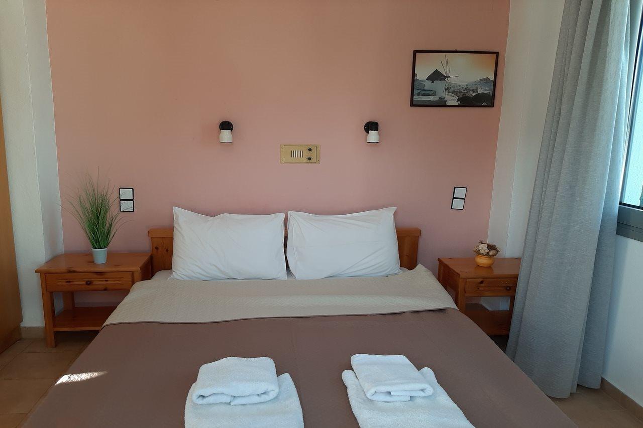 Ostria Hotel 2*