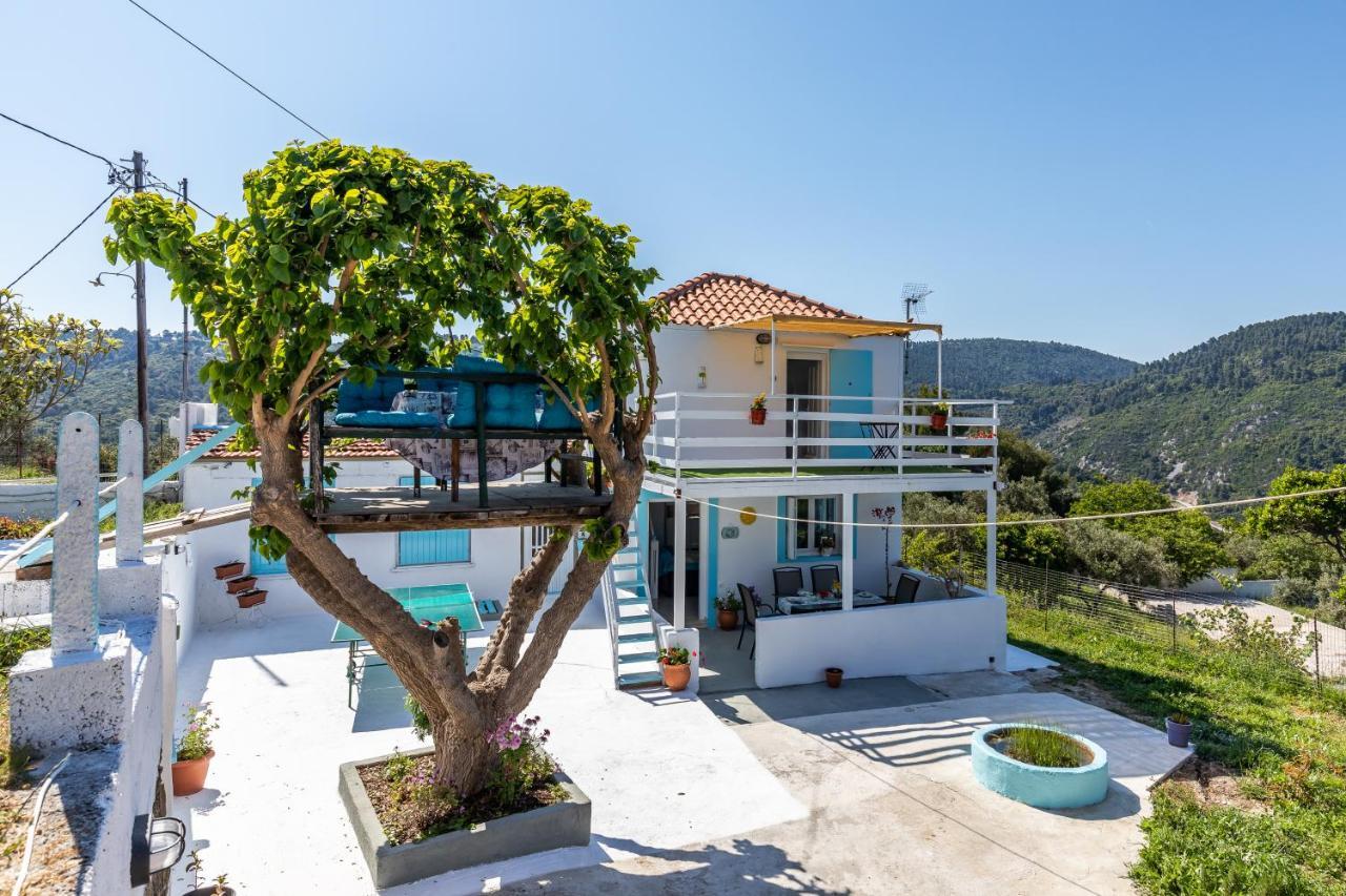 Pastalia * Skopelos Town