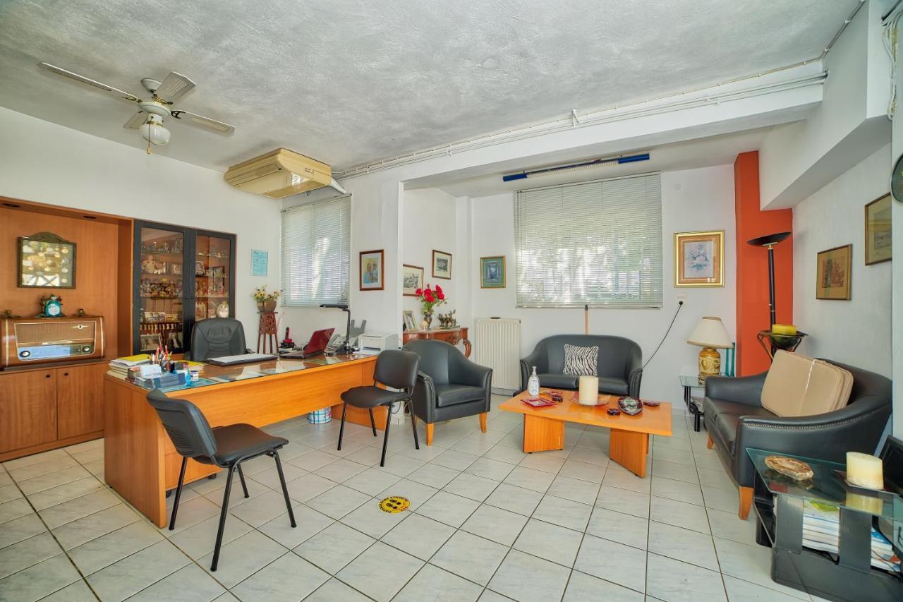 Zefiros Apartment