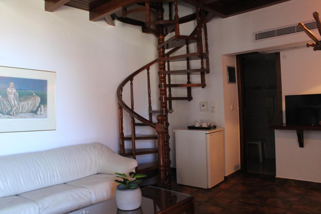 House Hotel 3*