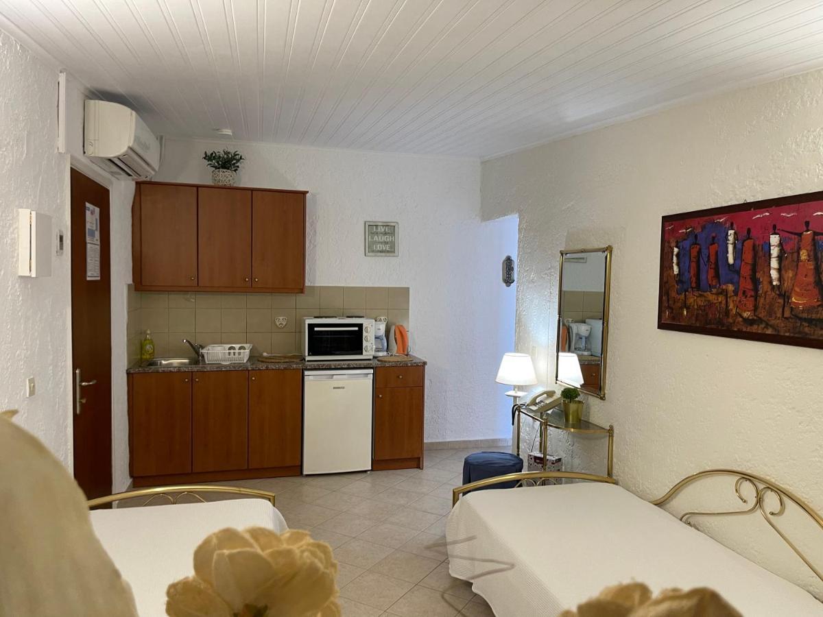 Apartment Kommeno Bay