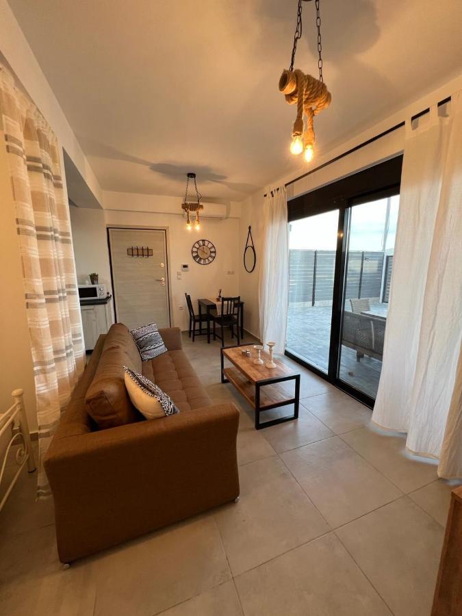 Ionian Hospitality πολυνοη Apartment *