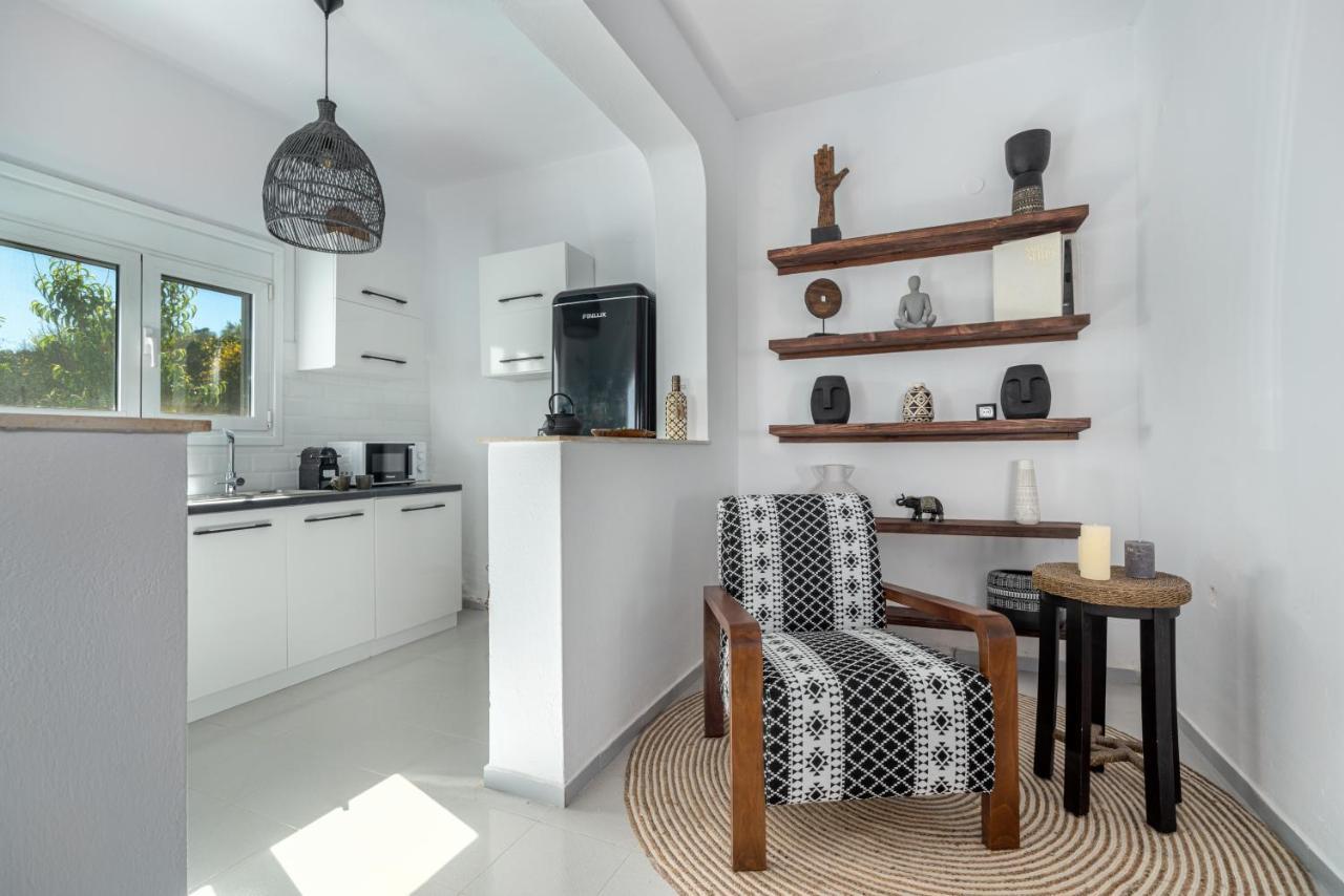 Villa Indigo Boutique *