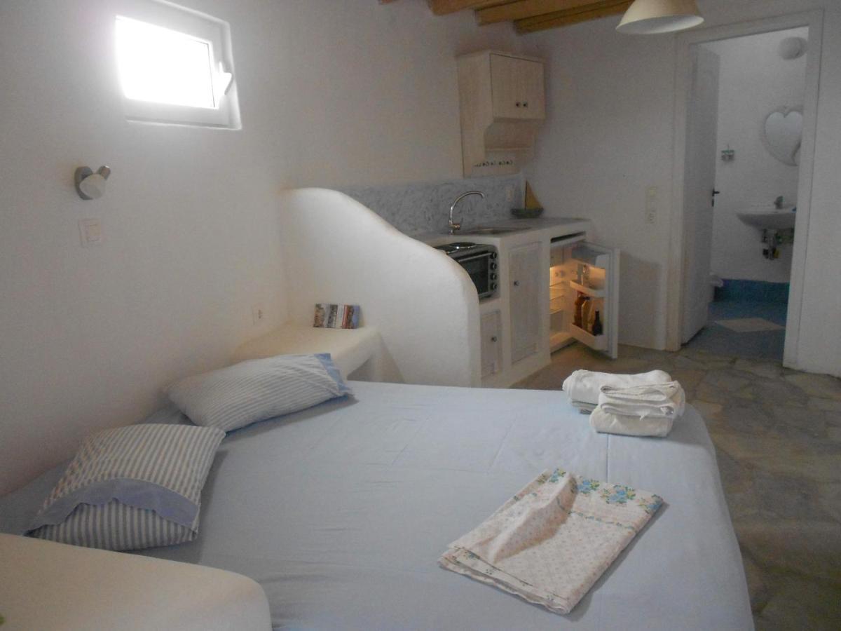 Sophie * Agios Romanos