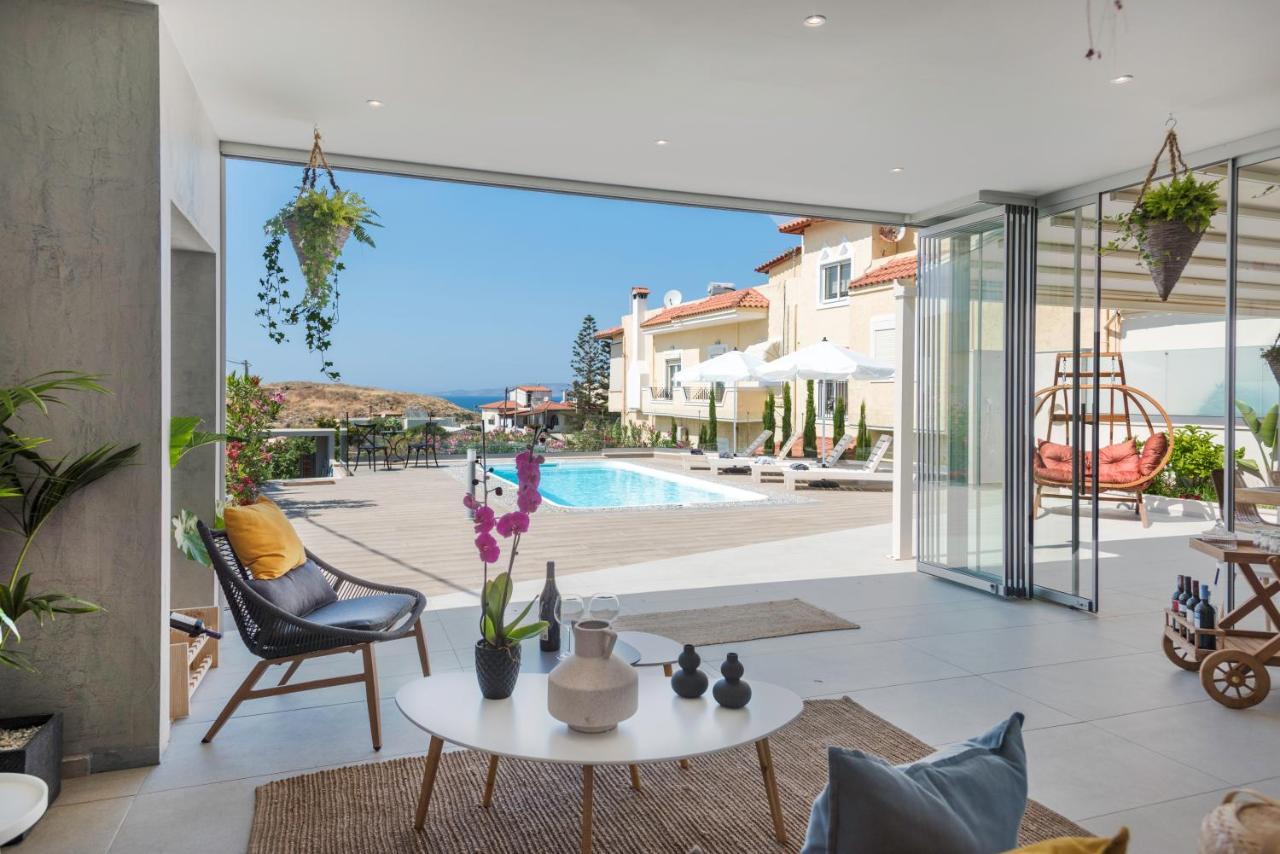 Sea View With Private Pool Close To The *