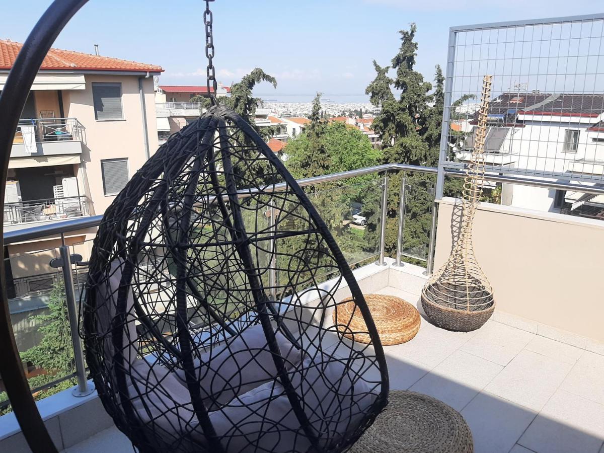 όμορφο διαμέρισμα- σοφίτα με υπέροχη θεα Apartment