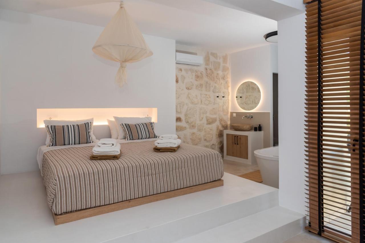 Casa Prasoul With Heated Pool & Fitness Area