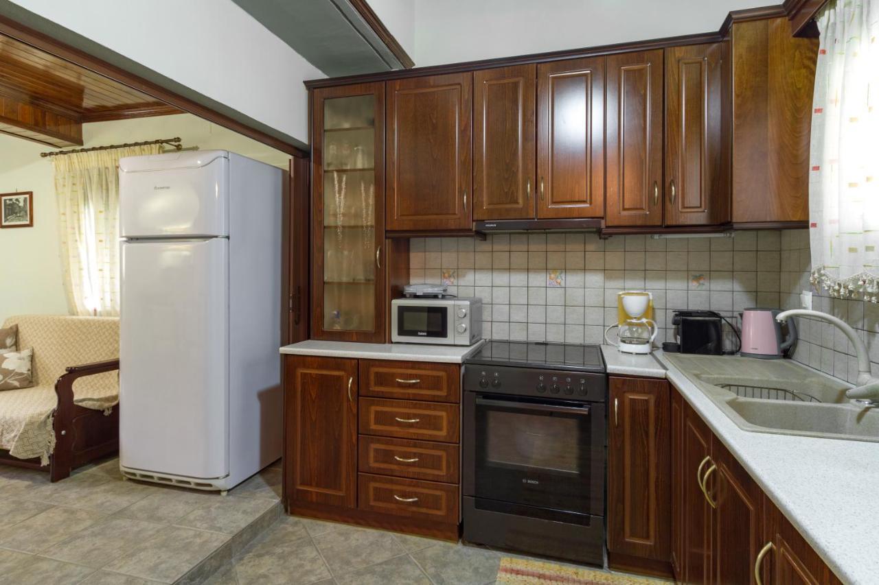 Konstas Stone Island House In Meganisi Holiday home Spartokhorion