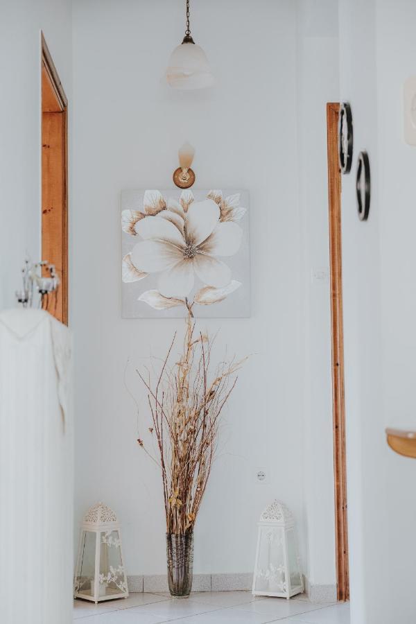 House Of Gardenia *