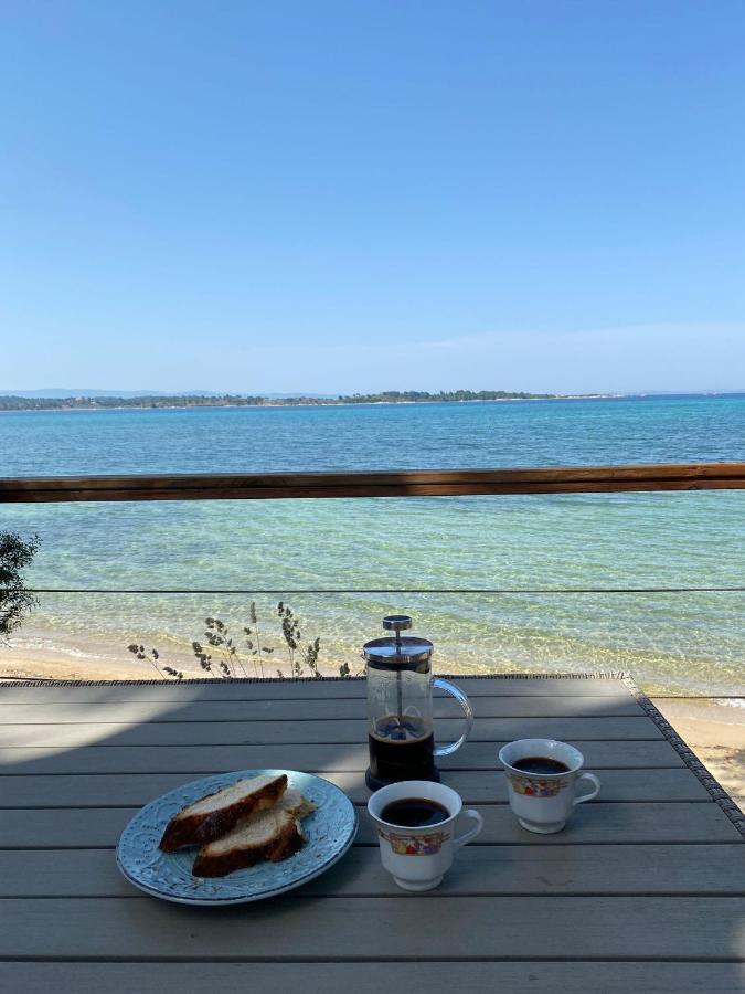 Private Seafront House In With Amazing View Of Diaporos Island