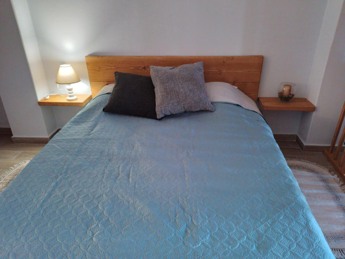 Manolakis Pizanias Apartment Emborios