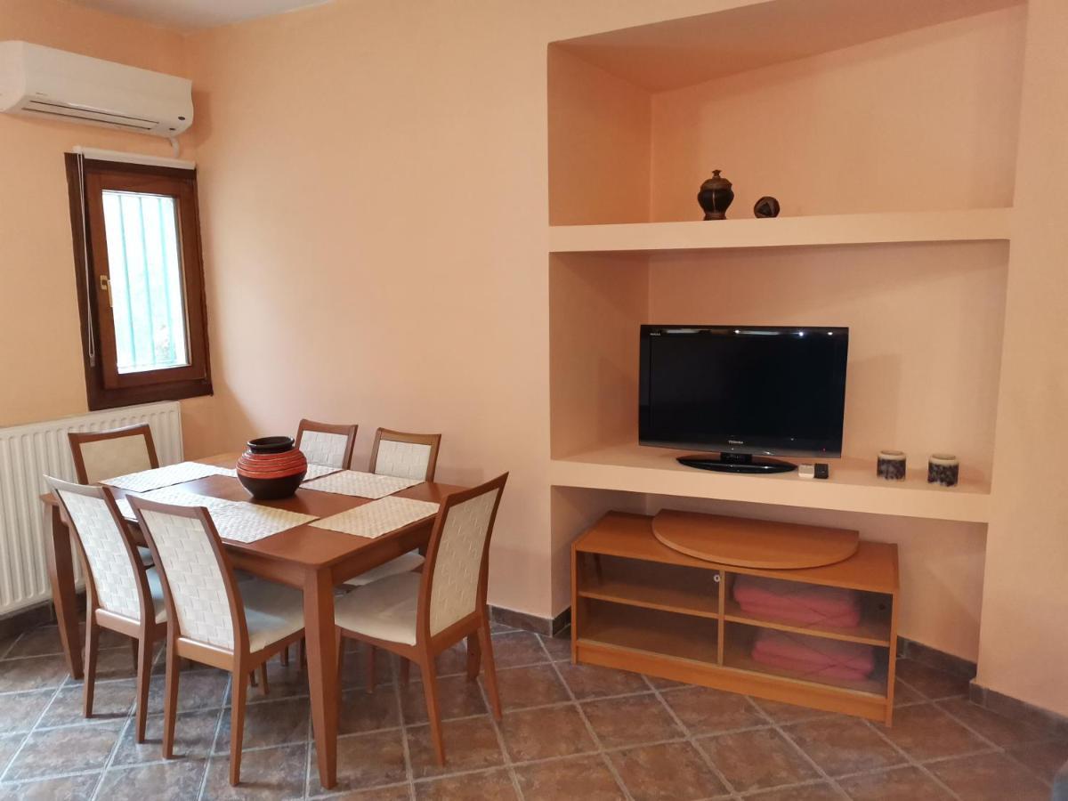 Holiday home Christie's Ground Floor By The Sea Kato Gatzea