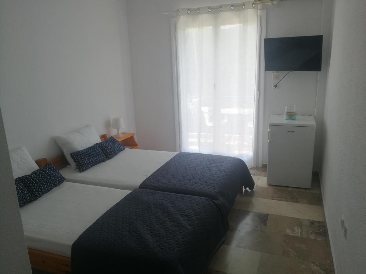 Aparthotel Demos Studios