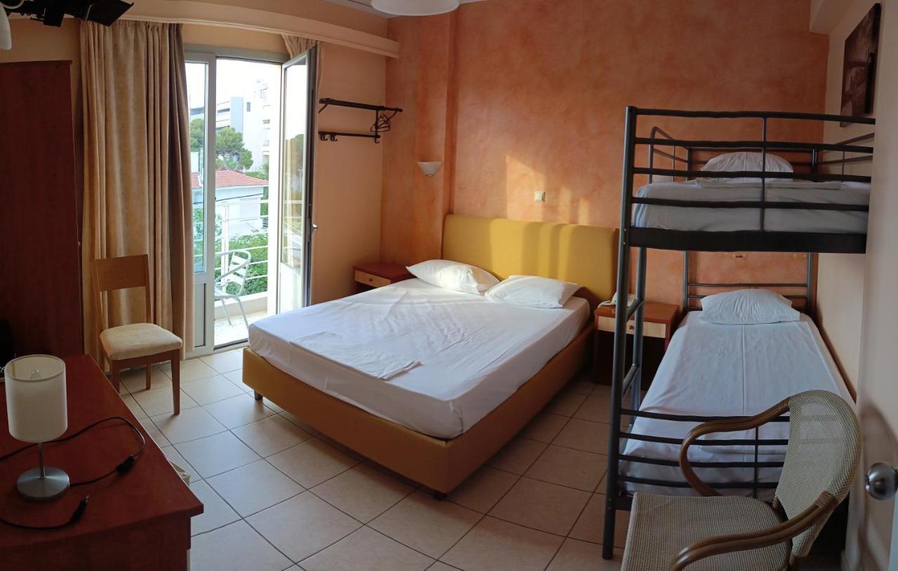 Ikaros Elliniko Hotel 2*