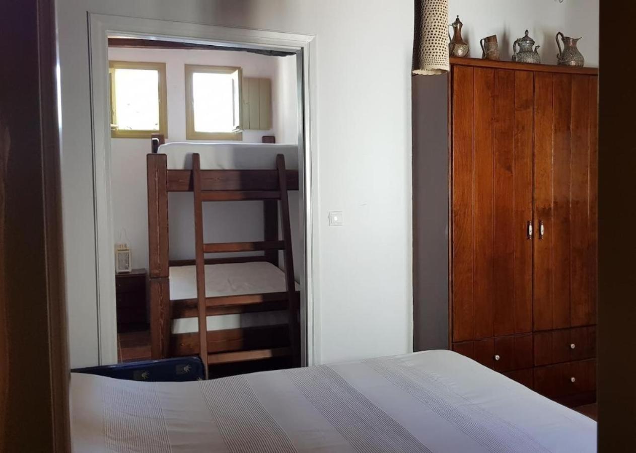 Theassis Apartment