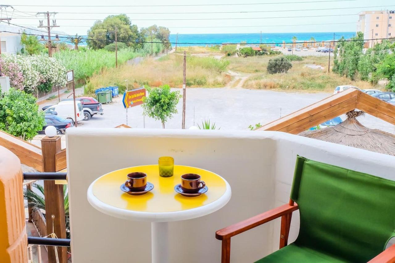 Seaview Apartment *