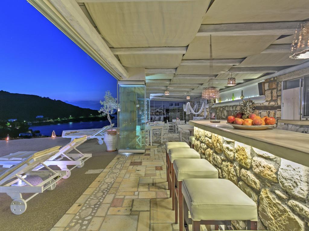 Villa Eirini Luxury