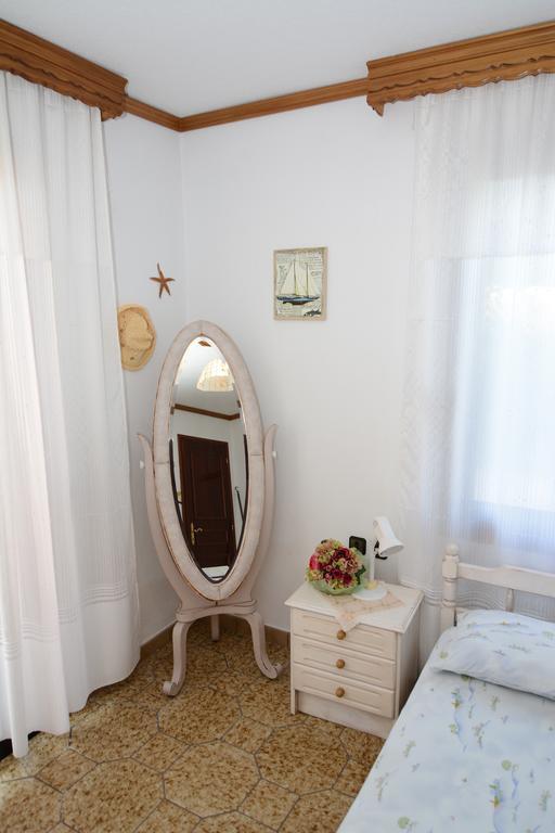 Kirki Apartment