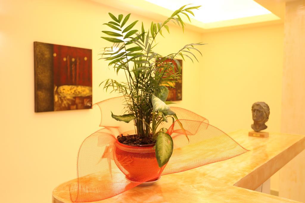 Alexandros Hotel 2*