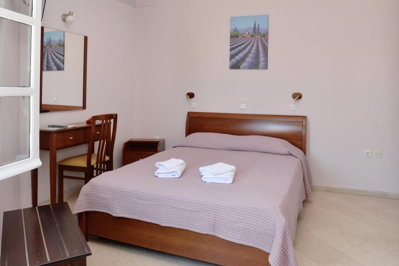 Plaza Guest house Spetses Town