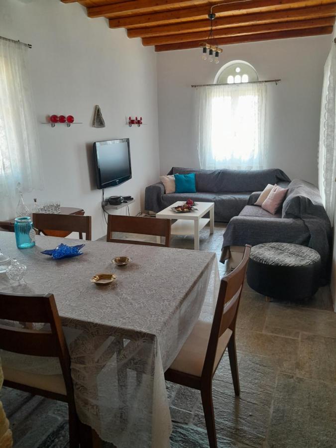 Apartment Anna Triandaros (Tinos)