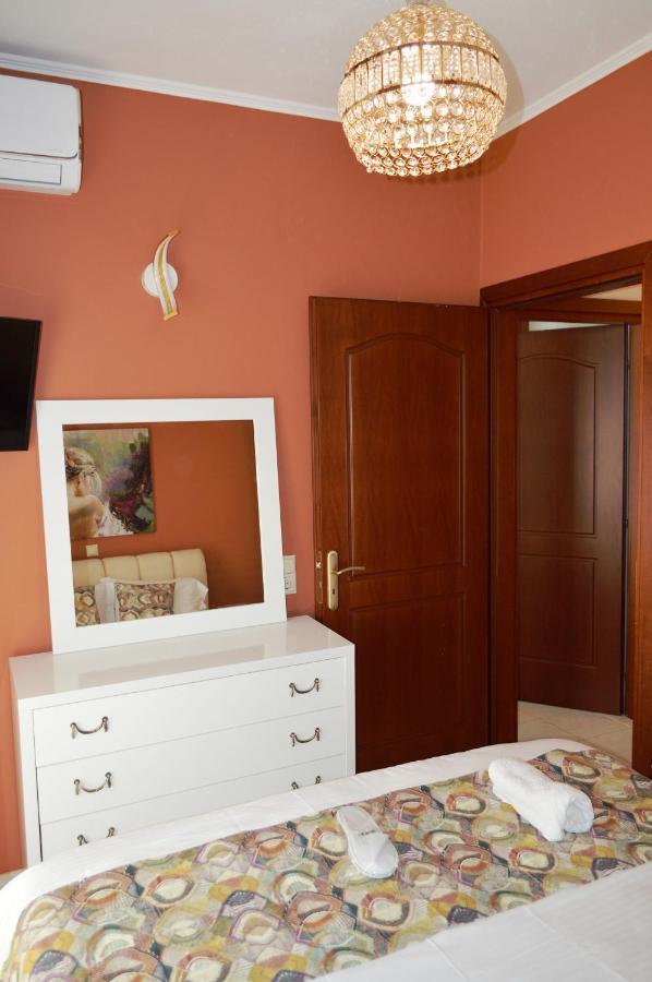 Apartment House, Sea View Ii, Messinias *