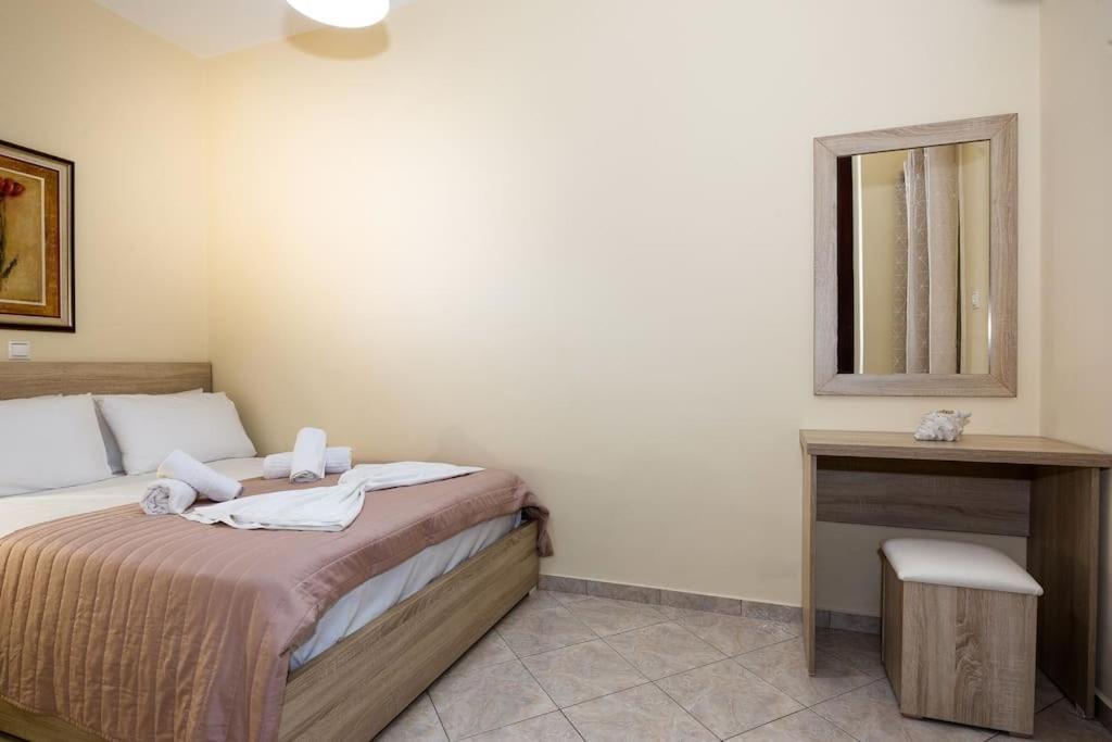 Mavros Molos Seaside